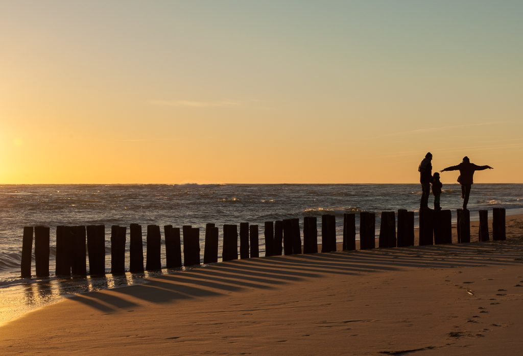 Coucher de soleil sur la plage océane du Cap Ferret